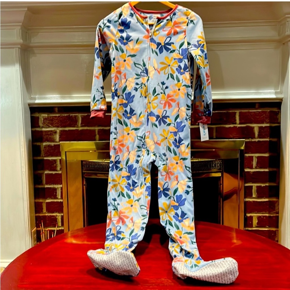 Carter's footed Pajama bundle - Picture 5 of 8